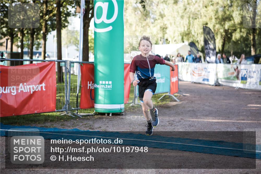 06.09.2026 - 20. Norderstedt Triathlon H.Heesch http://msf.ph/oto/10197948 06.09.2026 09:13:04 Ziel 20, 38 meine-sportfotos.de