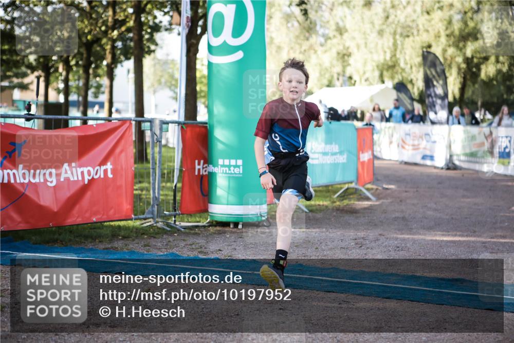 06.09.2026 - 20. Norderstedt Triathlon H.Heesch http://msf.ph/oto/10197952 06.09.2026 09:13:04 Ziel 20, 38 meine-sportfotos.de