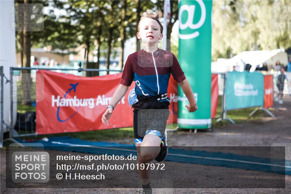 06.09.2026 - 20. Norderstedt Triathlon H.Heesch http://msf.ph/oto/10197972 06.09.2026 09:13:05 Ziel 20, 38 meine-sportfotos.de
