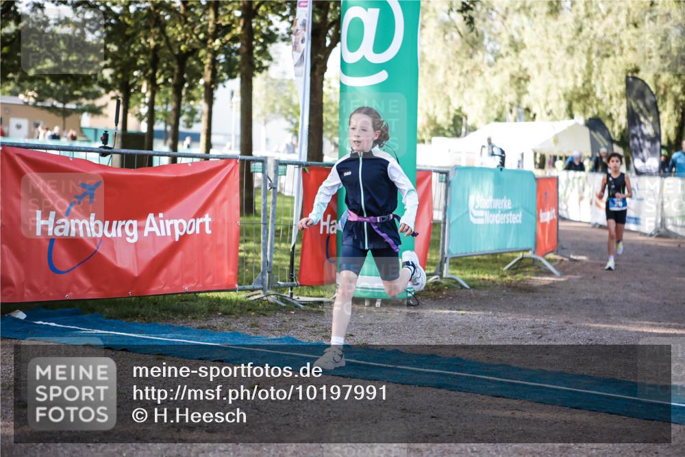 06.09.2026 - 20. Norderstedt Triathlon H.Heesch http://msf.ph/oto/10197991 06.09.2026 09:13:09 Ziel 20, 26, 38 meine-sportfotos.de