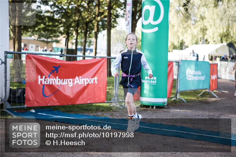 06.09.2026 - 20. Norderstedt Triathlon H.Heesch http://msf.ph/oto/10197998 06.09.2026 09:13:09 Ziel 20, 26, 38 meine-sportfotos.de