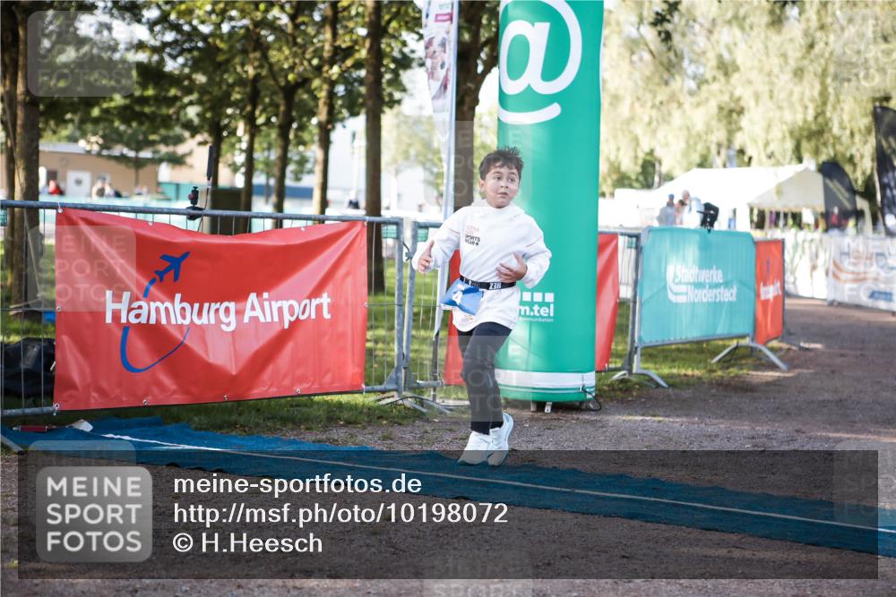 06.09.2026 - 20. Norderstedt Triathlon H.Heesch http://msf.ph/oto/10198072 06.09.2026 09:13:18 Ziel 4, 26 meine-sportfotos.de