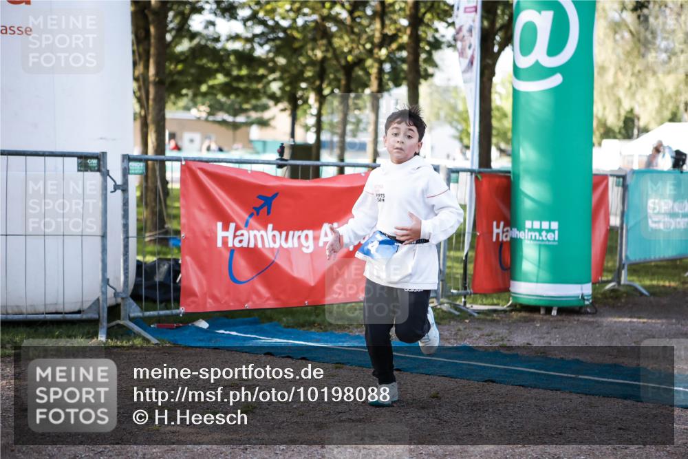 06.09.2026 - 20. Norderstedt Triathlon H.Heesch http://msf.ph/oto/10198088 06.09.2026 09:13:19 Ziel 4 meine-sportfotos.de