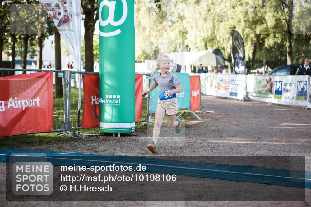 06.09.2026 - 20. Norderstedt Triathlon H.Heesch http://msf.ph/oto/10198106 06.09.2026 09:13:49 Ziel 39 meine-sportfotos.de