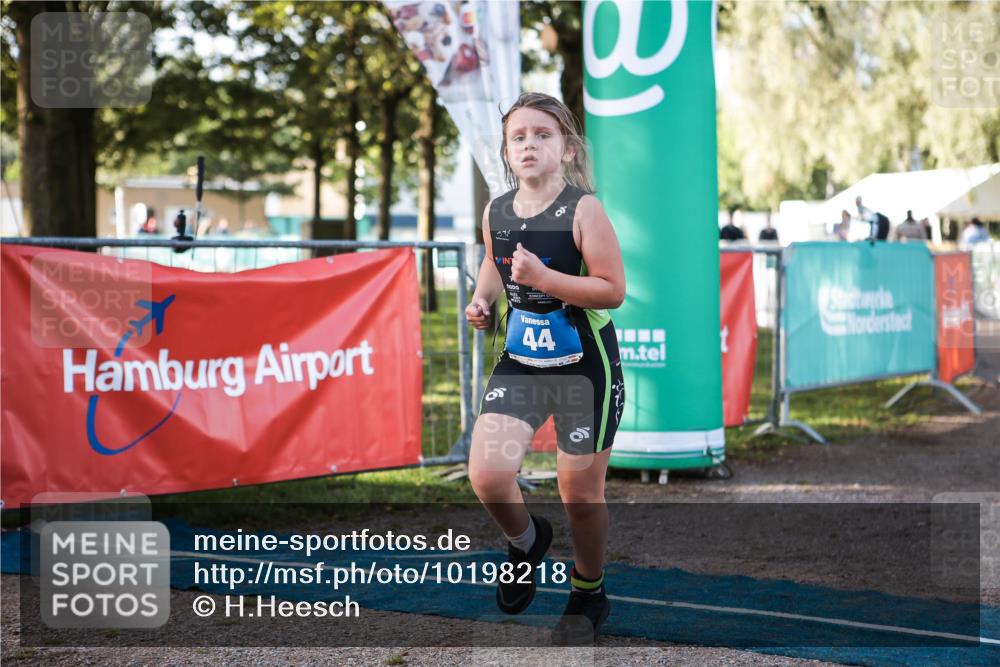 06.09.2026 - 20. Norderstedt Triathlon H.Heesch http://msf.ph/oto/10198218 06.09.2026 09:14:12 Ziel 44 meine-sportfotos.de