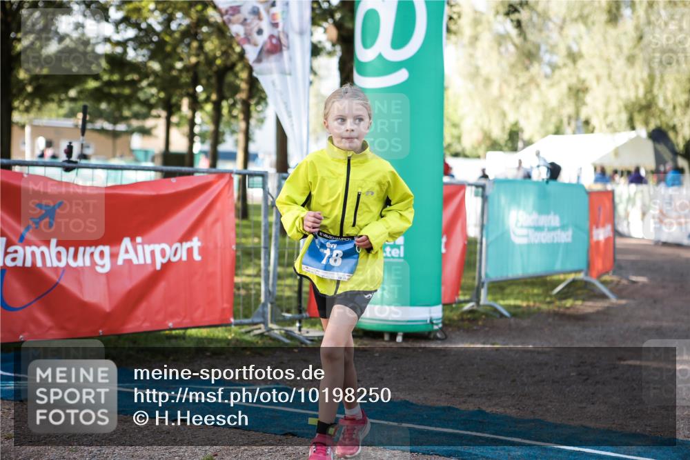 06.09.2026 - 20. Norderstedt Triathlon H.Heesch http://msf.ph/oto/10198250 06.09.2026 09:14:53 Ziel 18 meine-sportfotos.de