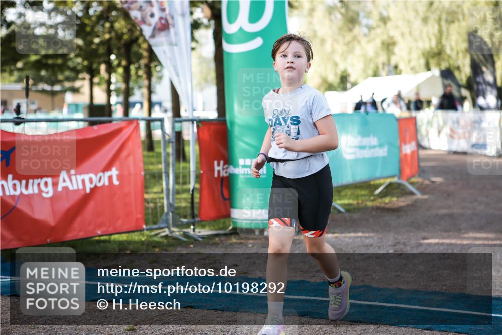 06.09.2026 - 20. Norderstedt Triathlon H.Heesch http://msf.ph/oto/10198292 06.09.2026 09:15:15 Ziel 25 meine-sportfotos.de