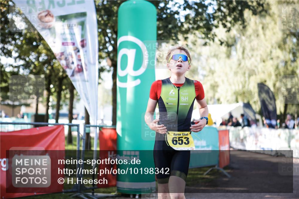 06.09.2026 - 20. Norderstedt Triathlon H.Heesch http://msf.ph/oto/10198342 06.09.2026 09:44:22 Ziel 653 meine-sportfotos.de