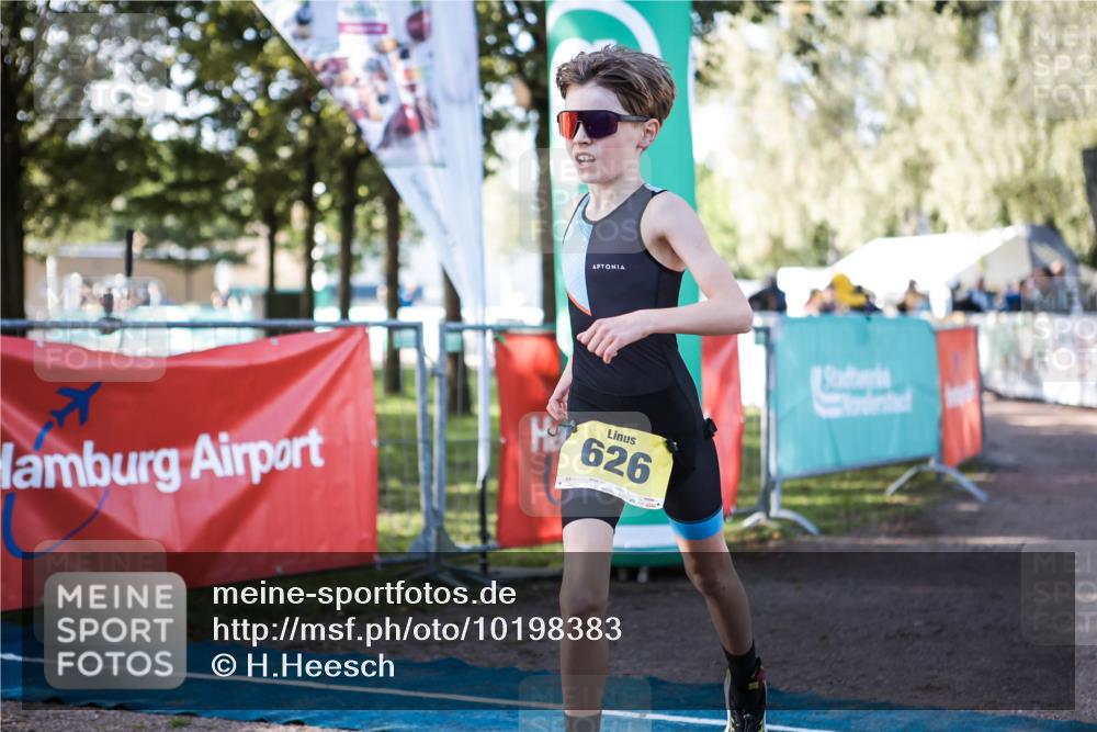 06.09.2026 - 20. Norderstedt Triathlon H.Heesch http://msf.ph/oto/10198383 06.09.2026 09:44:29 Ziel 626, 688 meine-sportfotos.de