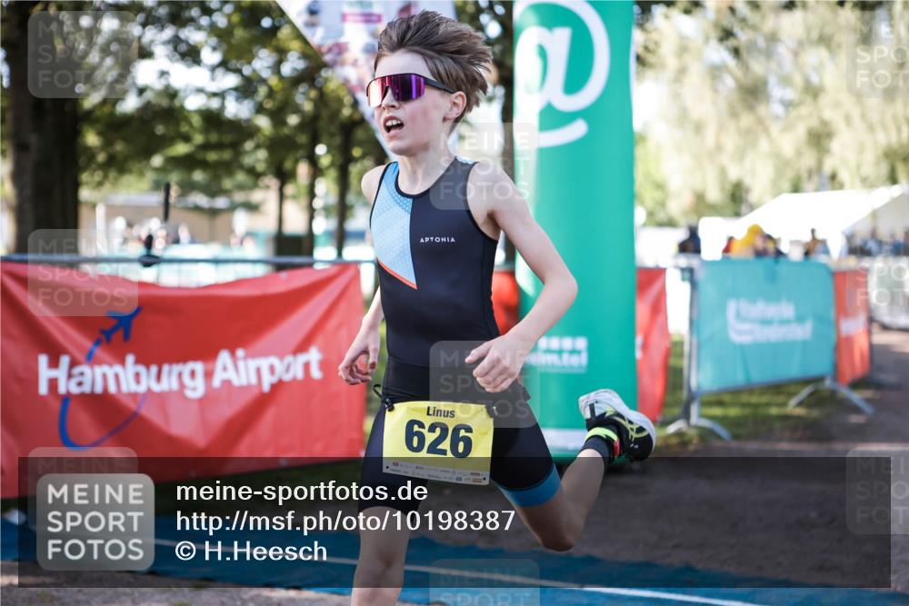 06.09.2026 - 20. Norderstedt Triathlon H.Heesch http://msf.ph/oto/10198387 06.09.2026 09:44:29 Ziel 626, 688 meine-sportfotos.de