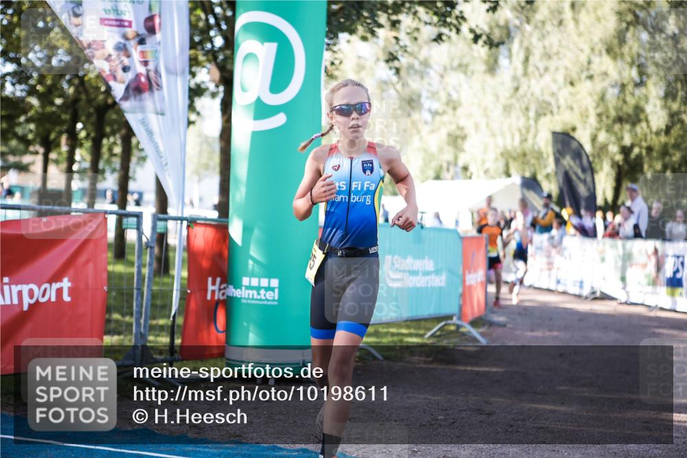 06.09.2026 - 20. Norderstedt Triathlon H.Heesch http://msf.ph/oto/10198611 06.09.2026 09:45:59 Ziel 604, 613, 621, 655, 695 meine-sportfotos.de