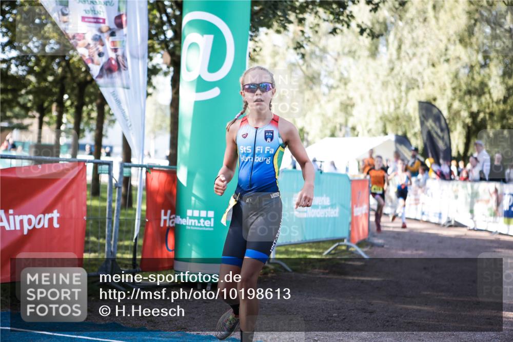 06.09.2026 - 20. Norderstedt Triathlon H.Heesch http://msf.ph/oto/10198613 06.09.2026 09:45:59 Ziel 604, 613, 621, 655, 695 meine-sportfotos.de