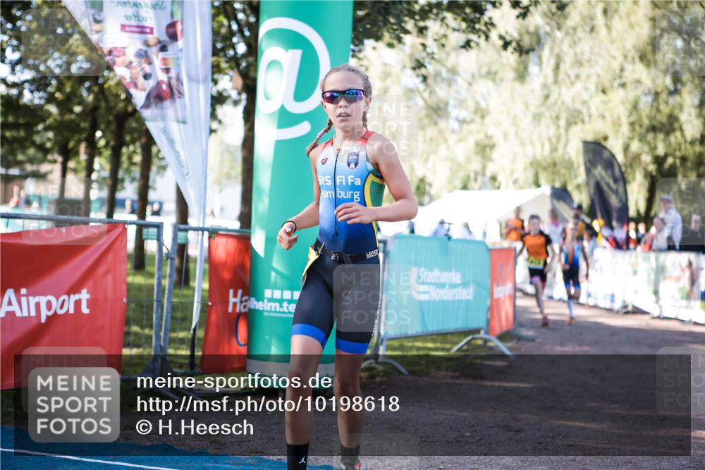 06.09.2026 - 20. Norderstedt Triathlon H.Heesch http://msf.ph/oto/10198618 06.09.2026 09:45:59 Ziel 604, 613, 621, 655, 695 meine-sportfotos.de