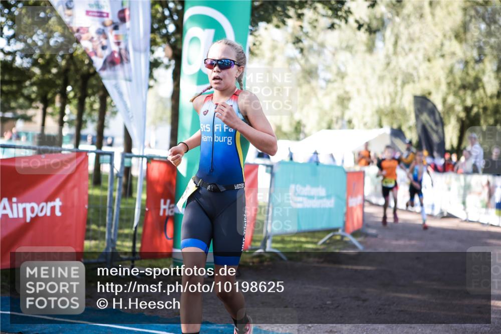 06.09.2026 - 20. Norderstedt Triathlon H.Heesch http://msf.ph/oto/10198625 06.09.2026 09:45:59 Ziel 604, 613, 621, 655, 695 meine-sportfotos.de
