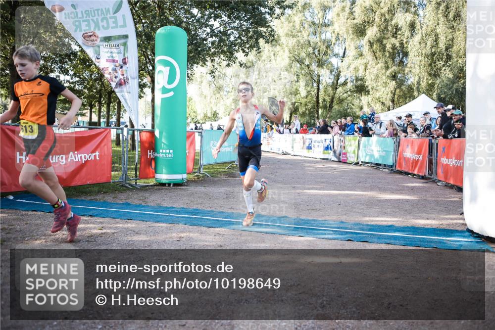 06.09.2026 - 20. Norderstedt Triathlon H.Heesch http://msf.ph/oto/10198649 06.09.2026 09:46:01 Ziel 604, 613, 621, 655, 695 meine-sportfotos.de