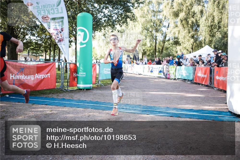 06.09.2026 - 20. Norderstedt Triathlon H.Heesch http://msf.ph/oto/10198653 06.09.2026 09:46:02 Ziel 604, 613, 621, 655, 695 meine-sportfotos.de