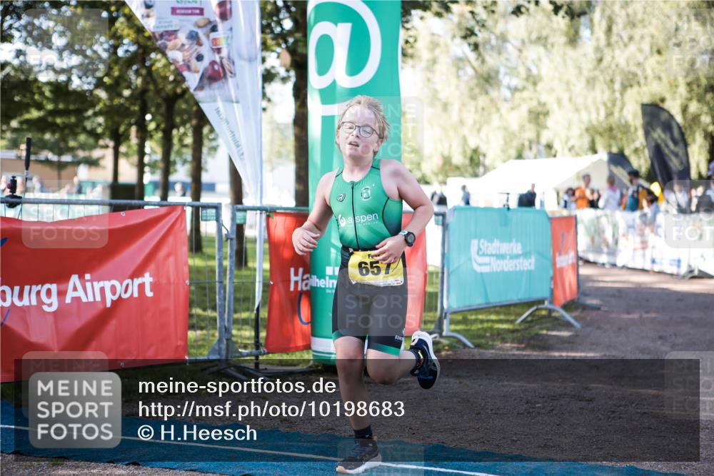 06.09.2026 - 20. Norderstedt Triathlon H.Heesch http://msf.ph/oto/10198683 06.09.2026 09:46:18 Ziel 657 meine-sportfotos.de