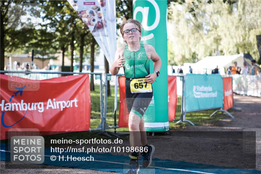 06.09.2026 - 20. Norderstedt Triathlon H.Heesch http://msf.ph/oto/10198686 06.09.2026 09:46:18 Ziel 657 meine-sportfotos.de