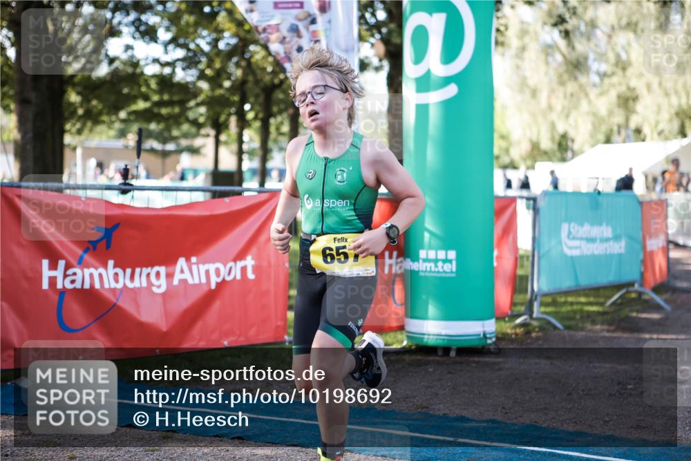 06.09.2026 - 20. Norderstedt Triathlon H.Heesch http://msf.ph/oto/10198692 06.09.2026 09:46:19 Ziel 657 meine-sportfotos.de
