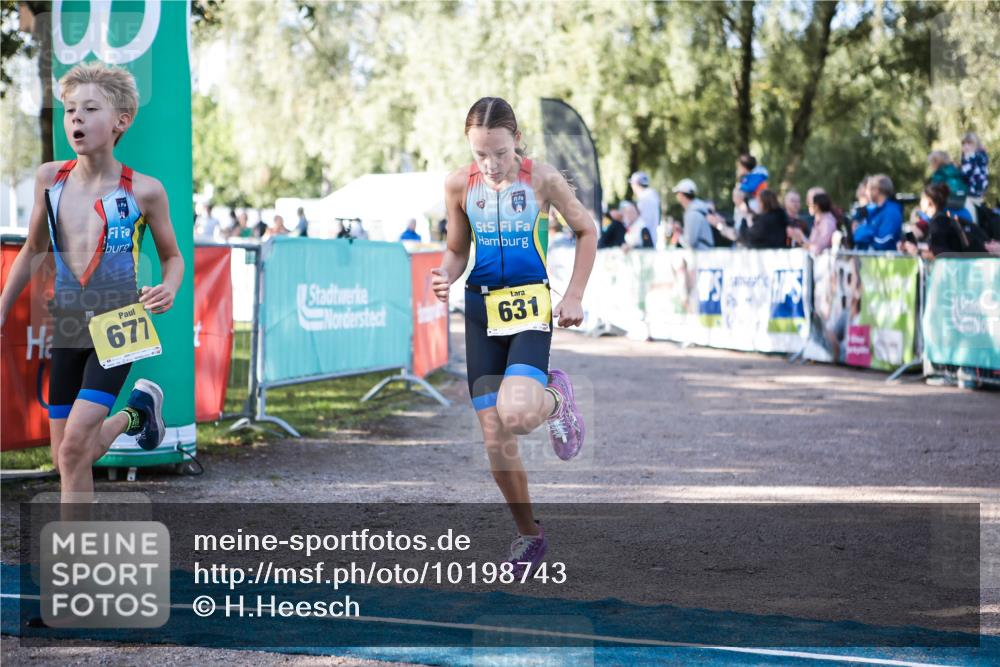 06.09.2026 - 20. Norderstedt Triathlon H.Heesch http://msf.ph/oto/10198743 06.09.2026 09:46:36 Ziel 631, 637, 638, 649, 677, 678 meine-sportfotos.de