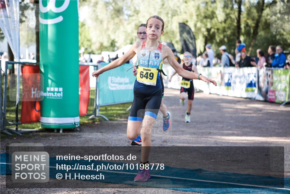 06.09.2026 - 20. Norderstedt Triathlon H.Heesch http://msf.ph/oto/10198778 06.09.2026 09:46:40 Ziel 631, 637, 638, 649, 677, 678, 685, 693 meine-sportfotos.de