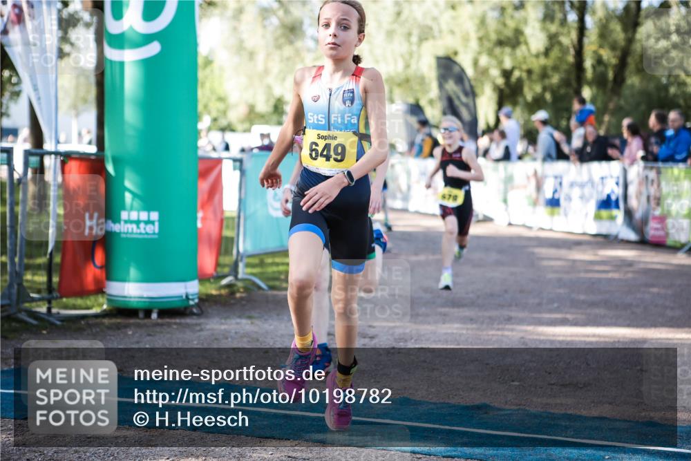 06.09.2026 - 20. Norderstedt Triathlon H.Heesch http://msf.ph/oto/10198782 06.09.2026 09:46:40 Ziel 631, 637, 638, 649, 677, 678, 685, 693 meine-sportfotos.de