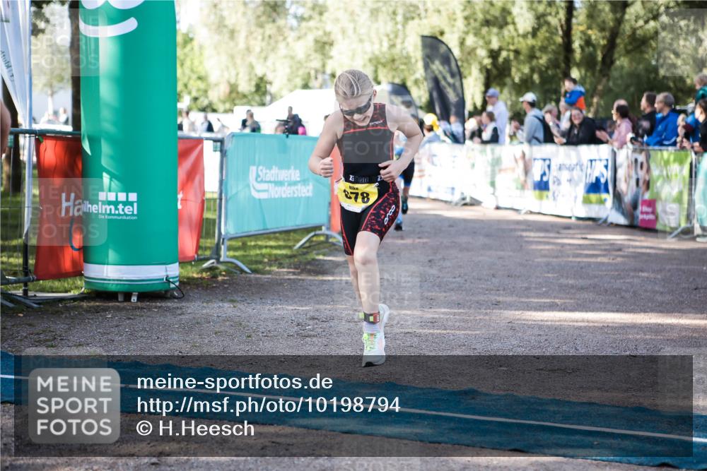 06.09.2026 - 20. Norderstedt Triathlon H.Heesch http://msf.ph/oto/10198794 06.09.2026 09:46:41 Ziel 631, 637, 638, 649, 677, 678, 685, 693 meine-sportfotos.de