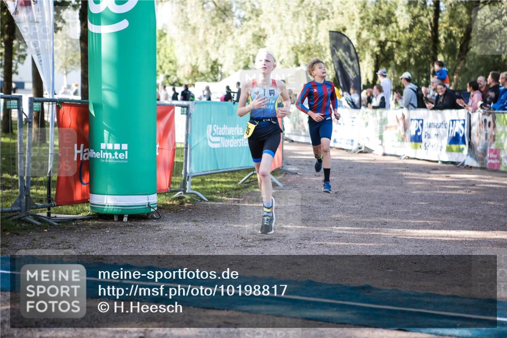 06.09.2026 - 20. Norderstedt Triathlon H.Heesch http://msf.ph/oto/10198817 06.09.2026 09:46:43 Ziel 631, 637, 649, 661, 678, 685, 693, 694 meine-sportfotos.de