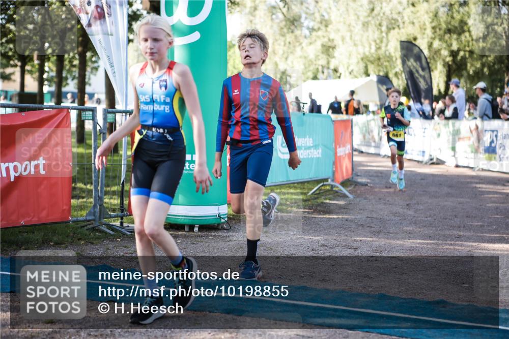 06.09.2026 - 20. Norderstedt Triathlon H.Heesch http://msf.ph/oto/10198855 06.09.2026 09:46:45 Ziel 607, 637, 649, 661, 678, 685, 693, 694 meine-sportfotos.de