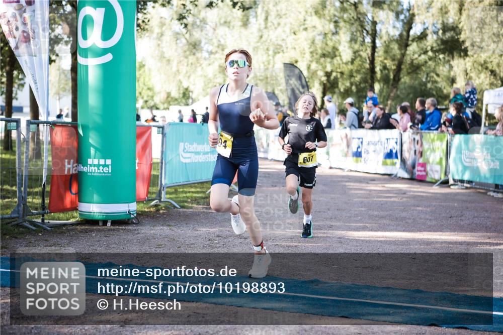 06.09.2026 - 20. Norderstedt Triathlon H.Heesch http://msf.ph/oto/10198893 06.09.2026 09:46:49 Ziel 607, 661, 676, 685, 693, 694 meine-sportfotos.de