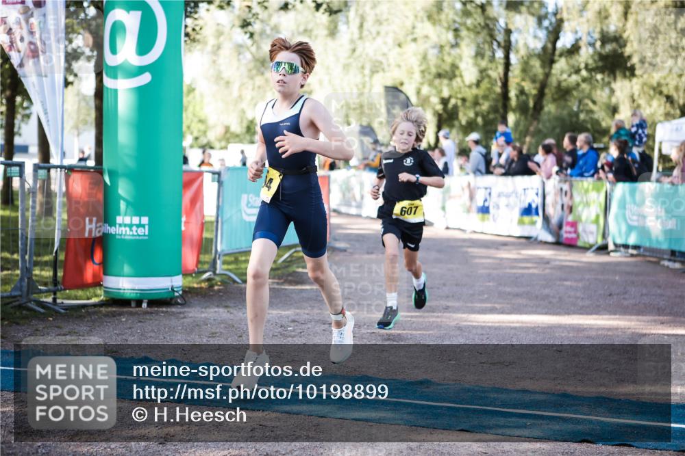 06.09.2026 - 20. Norderstedt Triathlon H.Heesch http://msf.ph/oto/10198899 06.09.2026 09:46:49 Ziel 607, 661, 676, 685, 693, 694 meine-sportfotos.de