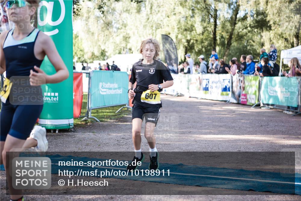 06.09.2026 - 20. Norderstedt Triathlon H.Heesch http://msf.ph/oto/10198911 06.09.2026 09:46:49 Ziel 607, 661, 676, 685, 693, 694 meine-sportfotos.de