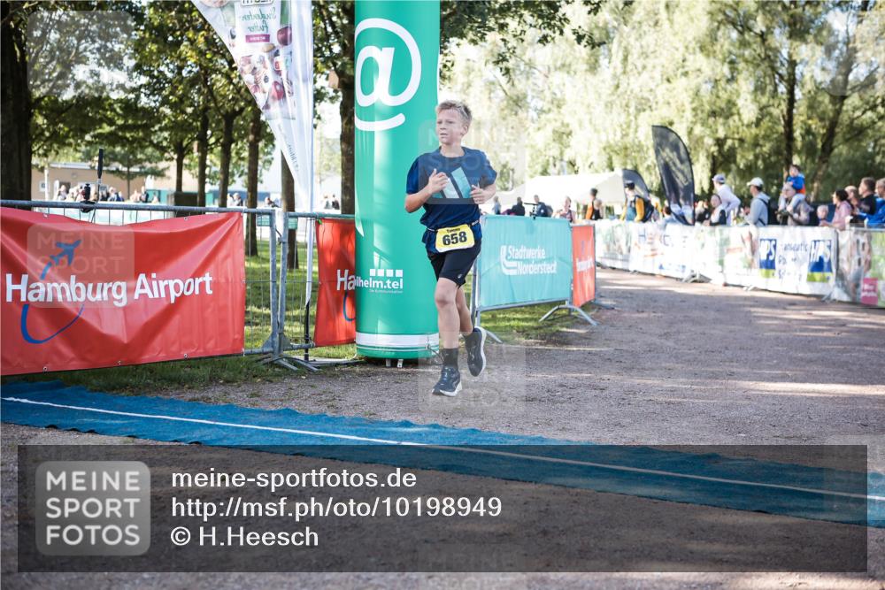 06.09.2026 - 20. Norderstedt Triathlon H.Heesch http://msf.ph/oto/10198949 06.09.2026 09:46:57 Ziel 643, 658, 676 meine-sportfotos.de
