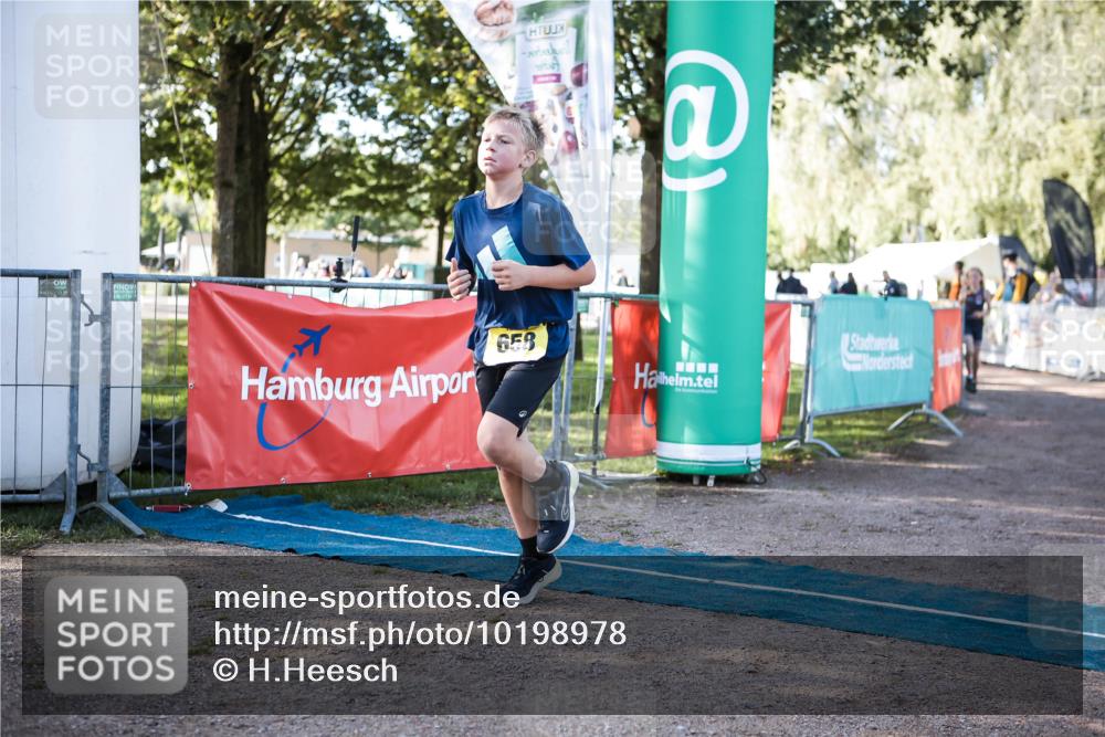 06.09.2026 - 20. Norderstedt Triathlon H.Heesch http://msf.ph/oto/10198978 06.09.2026 09:46:58 Ziel 643, 658, 676 meine-sportfotos.de