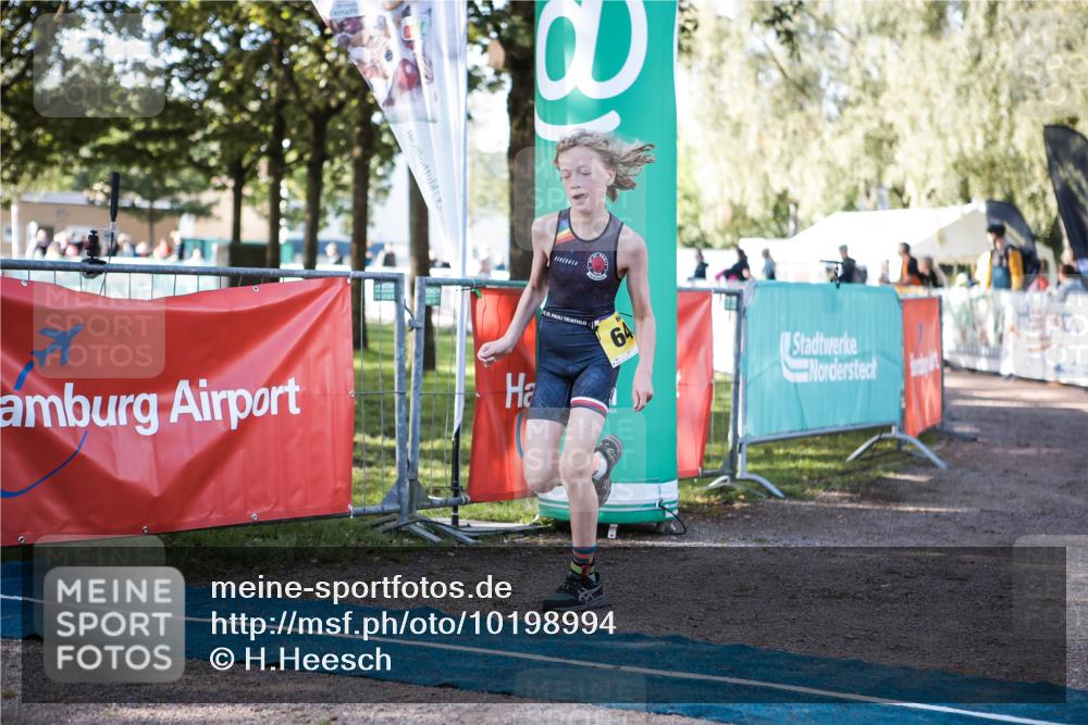 06.09.2026 - 20. Norderstedt Triathlon H.Heesch http://msf.ph/oto/10198994 06.09.2026 09:47:01 Ziel 643, 658 meine-sportfotos.de