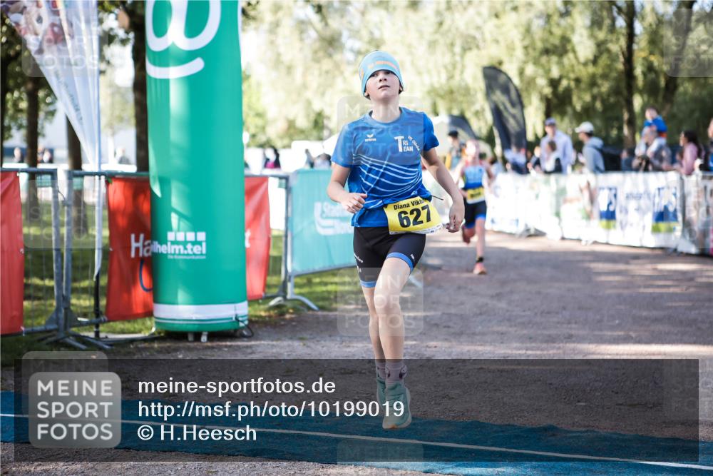 06.09.2026 - 20. Norderstedt Triathlon H.Heesch http://msf.ph/oto/10199019 06.09.2026 09:47:07 Ziel 606, 627, 643 meine-sportfotos.de