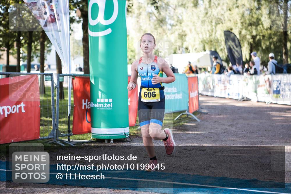 06.09.2026 - 20. Norderstedt Triathlon H.Heesch http://msf.ph/oto/10199045 06.09.2026 09:47:10 Ziel 606, 627 meine-sportfotos.de