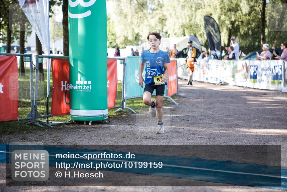 06.09.2026 - 20. Norderstedt Triathlon H.Heesch http://msf.ph/oto/10199159 06.09.2026 09:47:42 Ziel 629, 671, 675 meine-sportfotos.de