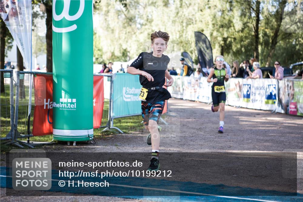 06.09.2026 - 20. Norderstedt Triathlon H.Heesch http://msf.ph/oto/10199212 06.09.2026 09:48:02 Ziel 633, 656, 673 meine-sportfotos.de