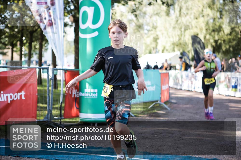 06.09.2026 - 20. Norderstedt Triathlon H.Heesch http://msf.ph/oto/10199235 06.09.2026 09:48:02 Ziel 633, 656, 673 meine-sportfotos.de