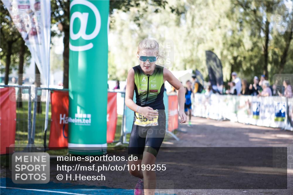 06.09.2026 - 20. Norderstedt Triathlon H.Heesch http://msf.ph/oto/10199255 06.09.2026 09:48:04 Ziel 633, 656, 673 meine-sportfotos.de