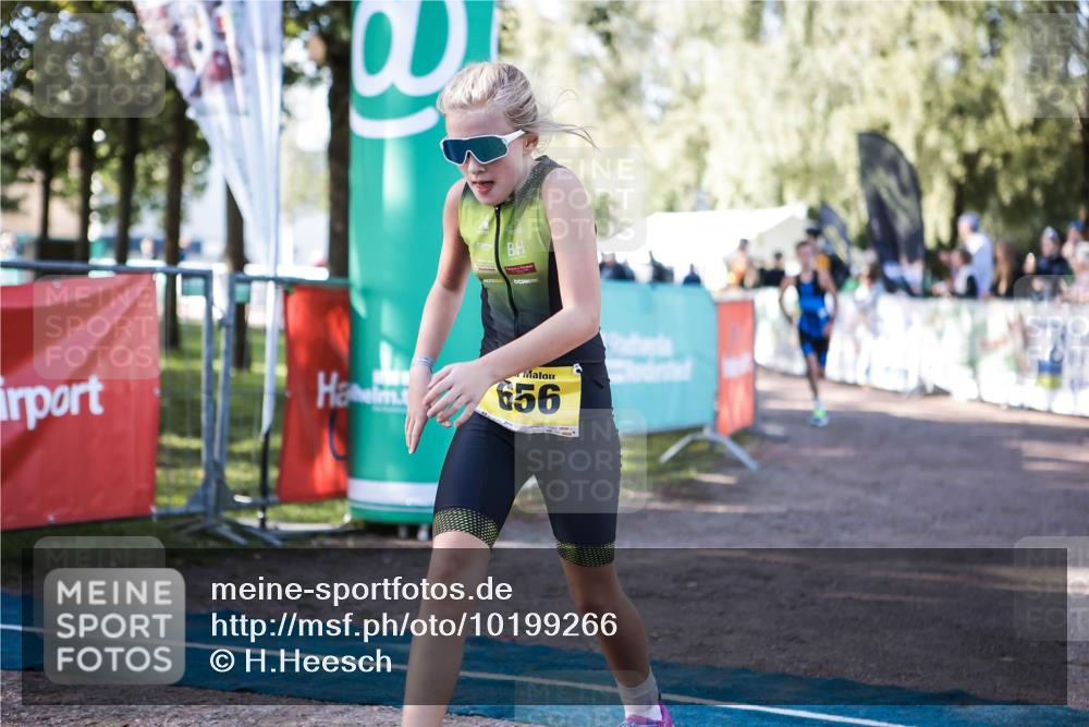 06.09.2026 - 20. Norderstedt Triathlon H.Heesch http://msf.ph/oto/10199266 06.09.2026 09:48:04 Ziel 633, 656, 673 meine-sportfotos.de