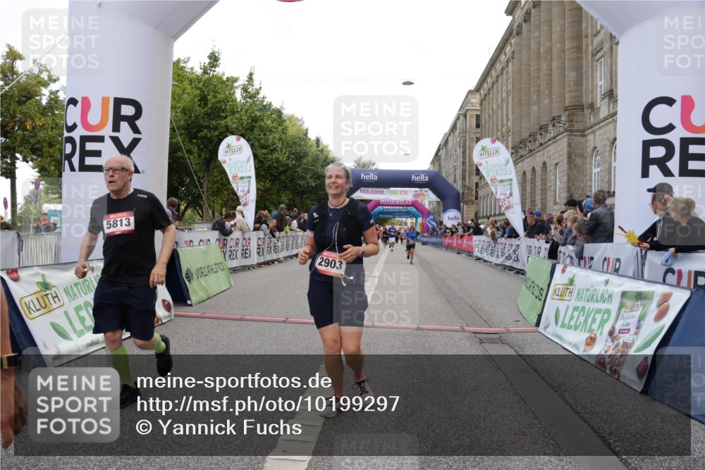 06.09.2026 - CURREX Alsterlauf Yannick Fuchs http://msf.ph/oto/10199297 06.09.2026 10:07:18 Ziel 2187, 2515, 2883, 2893, 2903, 4140, 5227, 5549, 5813, 6214, 8303 meine-sportfotos.de