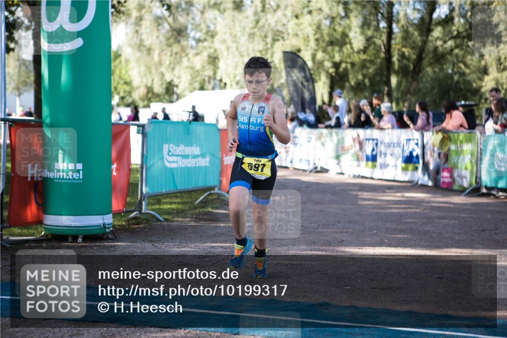 06.09.2026 - 20. Norderstedt Triathlon H.Heesch http://msf.ph/oto/10199317 06.09.2026 09:48:24 Ziel 697 meine-sportfotos.de
