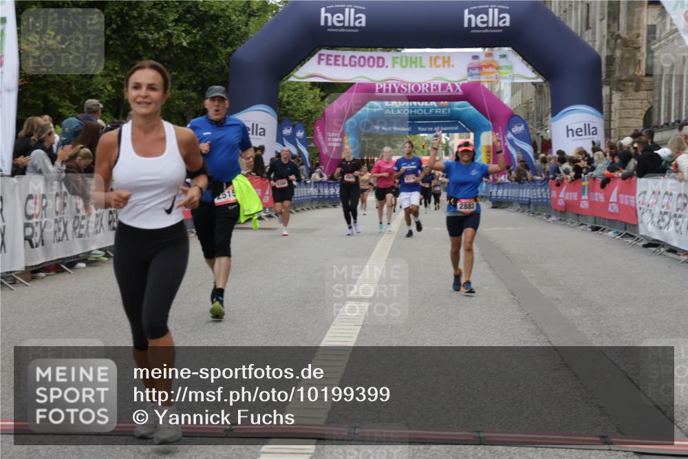 06.09.2026 - CURREX Alsterlauf Yannick Fuchs http://msf.ph/oto/10199399 06.09.2026 10:07:20 Ziel 2187, 2515, 2883, 2893, 2903, 4140, 5227, 5549, 5813 meine-sportfotos.de