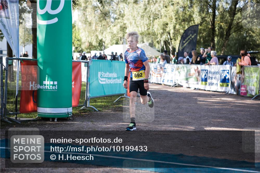 06.09.2026 - 20. Norderstedt Triathlon H.Heesch http://msf.ph/oto/10199433 06.09.2026 09:48:47 Ziel 628, 669, 692 meine-sportfotos.de
