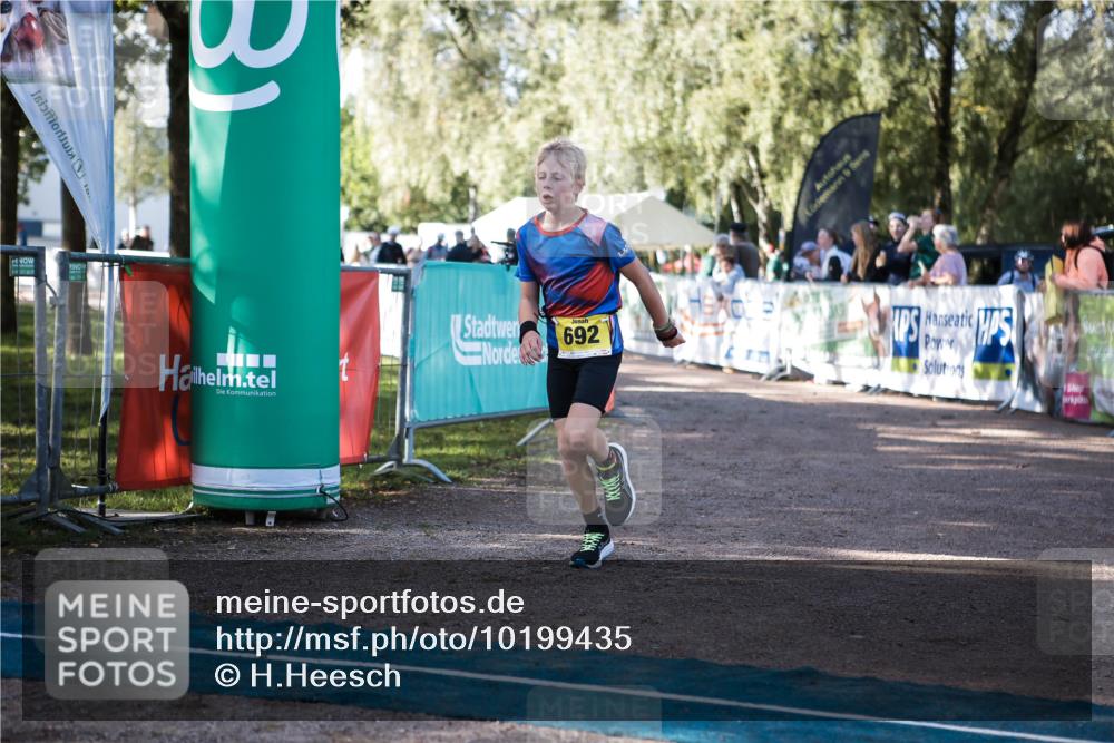 06.09.2026 - 20. Norderstedt Triathlon H.Heesch http://msf.ph/oto/10199435 06.09.2026 09:48:48 Ziel 669, 692 meine-sportfotos.de