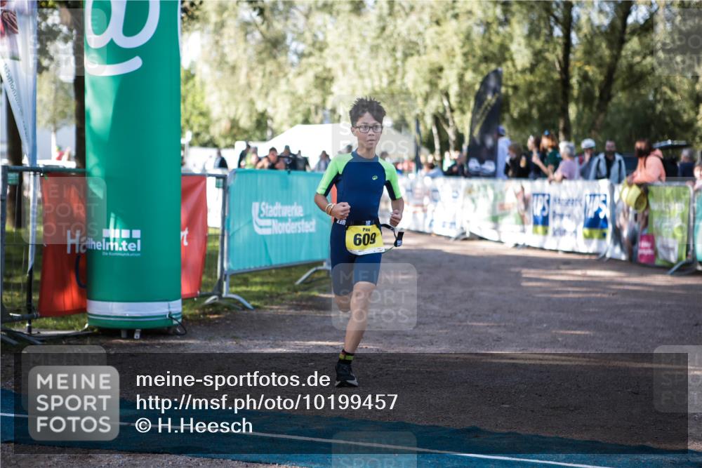 06.09.2026 - 20. Norderstedt Triathlon H.Heesch http://msf.ph/oto/10199457 06.09.2026 09:49:05 Ziel 609, 635, 672 meine-sportfotos.de
