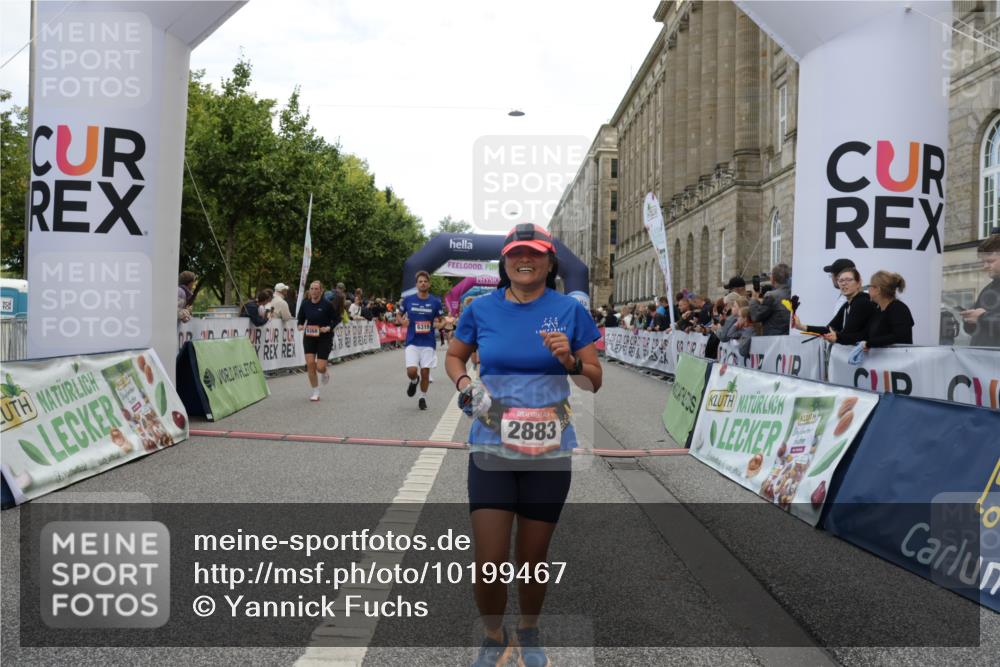 06.09.2026 - CURREX Alsterlauf Yannick Fuchs http://msf.ph/oto/10199467 06.09.2026 10:07:25 Ziel 2515, 2883, 3566, 4901, 5227, 5396, 6319, 6320, 6368 meine-sportfotos.de