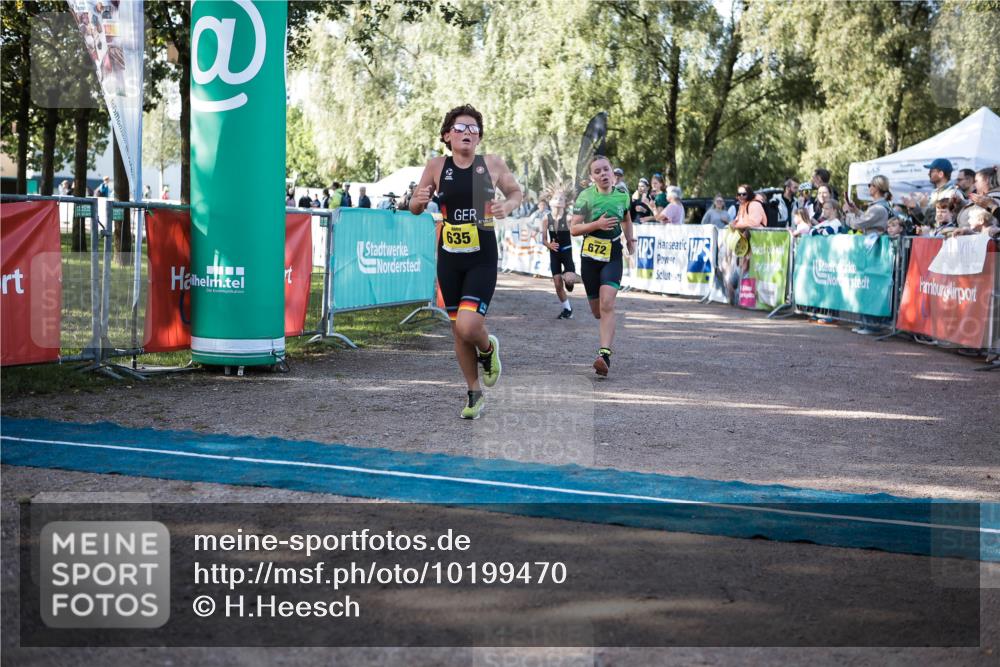 06.09.2026 - 20. Norderstedt Triathlon H.Heesch http://msf.ph/oto/10199470 06.09.2026 09:49:09 Ziel 609, 635, 642, 672, 691 meine-sportfotos.de
